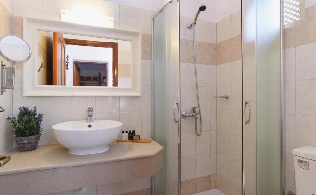 Фото отеля Thea Villas and Suite
