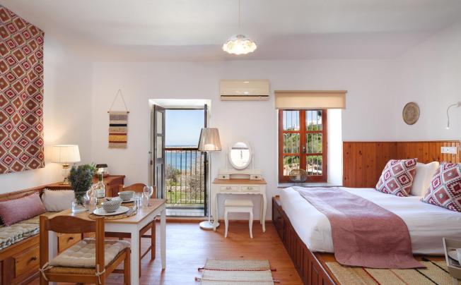 Фото отеля Thea Villas and Suite
