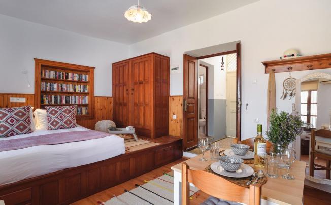 Фото отеля Thea Villas and Suite