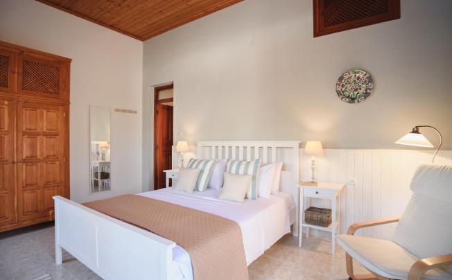 Фото отеля Thea Villas and Suite