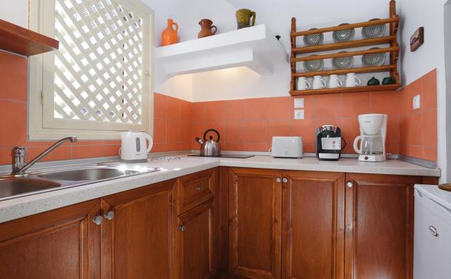 Фото отеля Thea Villas and Suite
