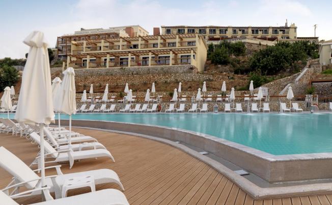Фото отеля Apostolata Island Resort & Spa