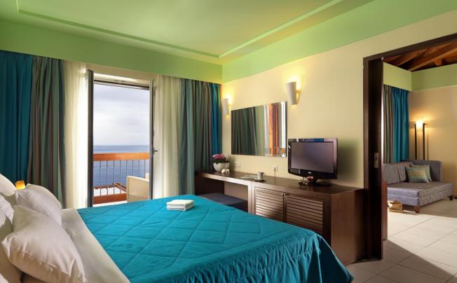 Фото отеля Apostolata Island Resort & Spa