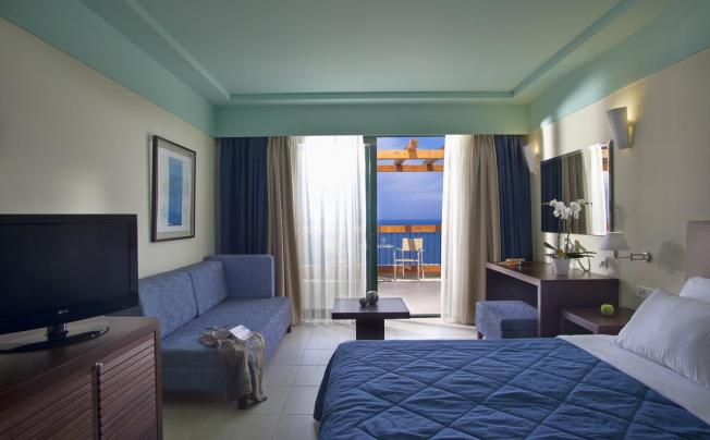 Фото отеля Apostolata Island Resort & Spa