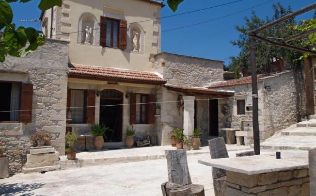 Фото отеля Vereniki Villas