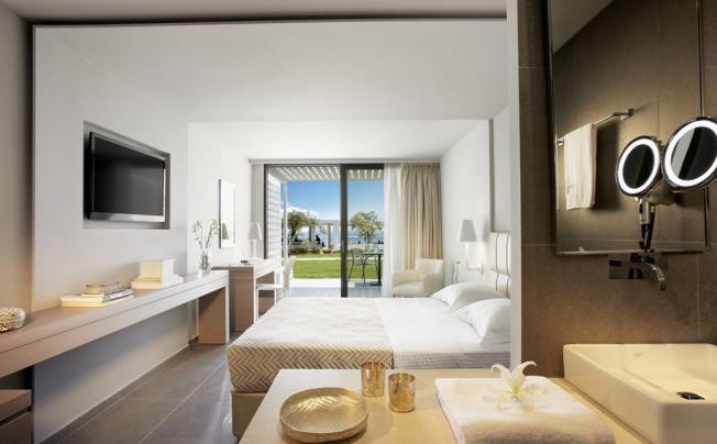 Фото отеля Lichnos Beach Hotel & Suites
