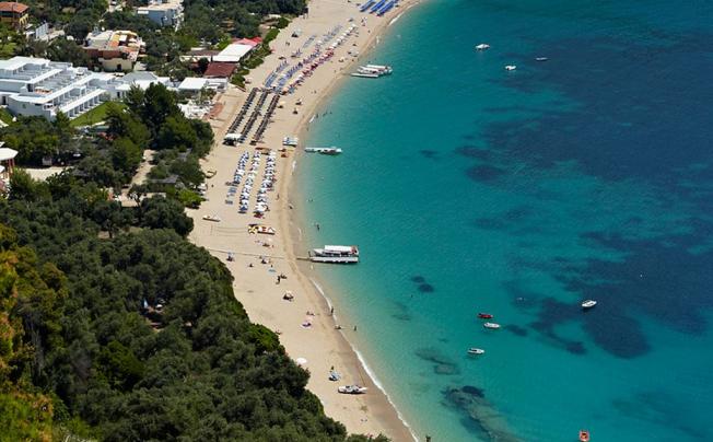 Фото отеля Lichnos Beach Hotel & Suites