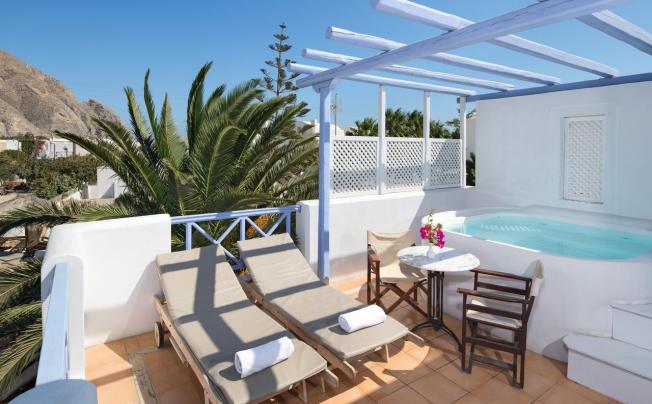 Фото отеля Meltemi Luxury Suites