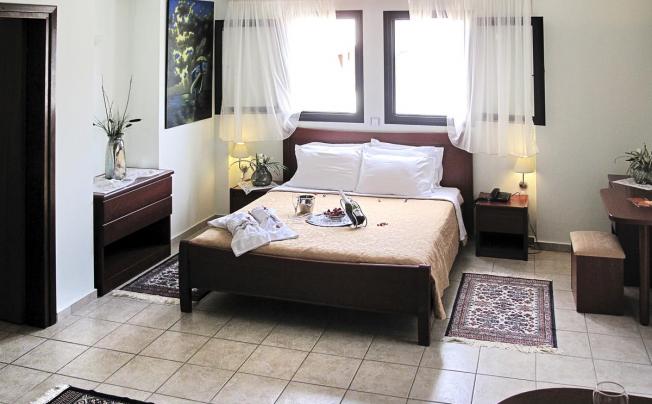 Фото отеля LESSE HOTEL