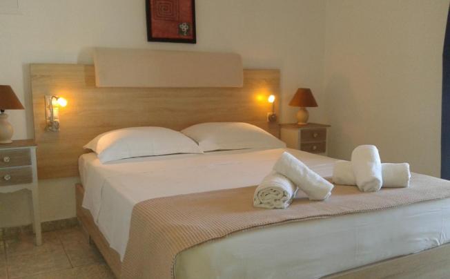 Фото отеля Petras Beach Hotel 