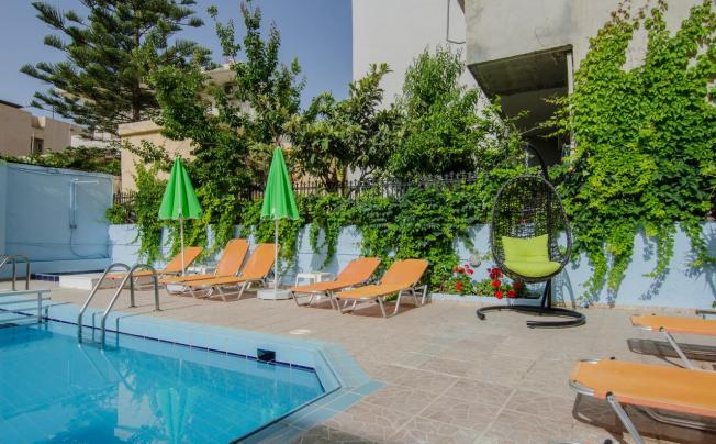 Фото отеля Emilia Hotel Apartments