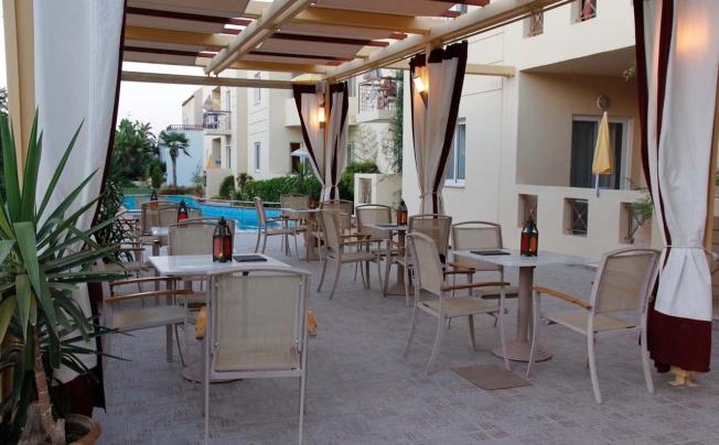 Фото отеля LAMBRINOS SUITES