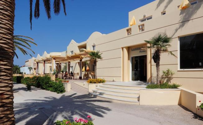 Фото отеля LAMBRINOS SUITES