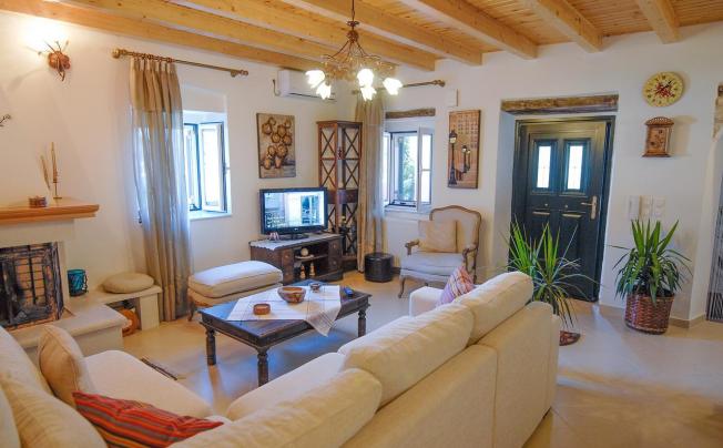 Фото отеля VILLA LIVADI SIDARI