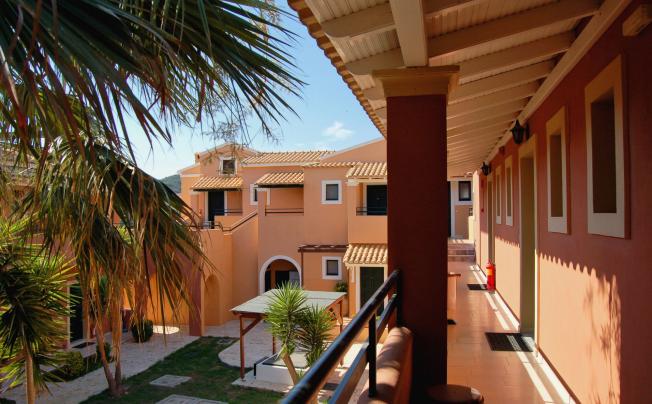 Фото отеля Summertime Hotel Apartments