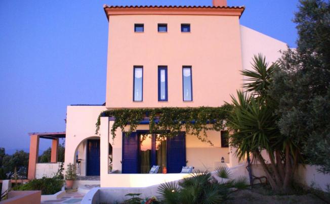 Фото отеля VILLA AERIDES