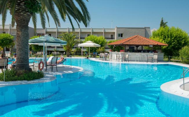 Фото отеля Aethria Hotel 