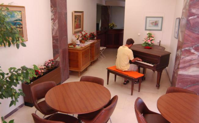 Фото отеля PARK HOTEL LOUTRAKI