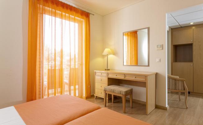 Фото отеля Civitel Attik Hotel