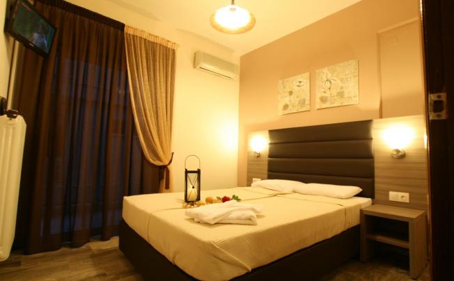 Фото отеля Kostas Hotel