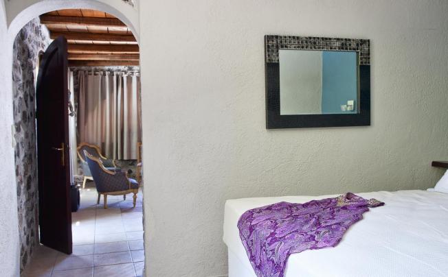 Фото отеля LAVA SUITES & LOUNGE