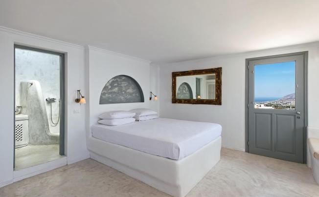 Фото отеля LAVA SUITES & LOUNGE