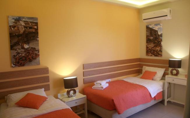 Фото отеля EFFI APARTMENTS