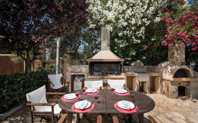 Фото отеля CANEVA LUXURY VILLAS