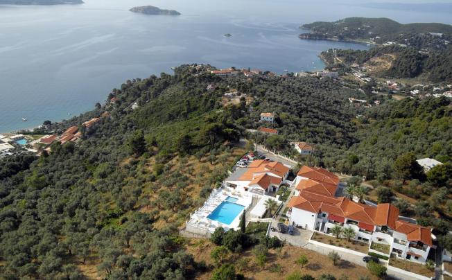 Фото отеля Skiathos Club Hotel & Suites