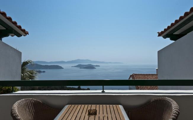 Фото отеля Skiathos Club Hotel & Suites