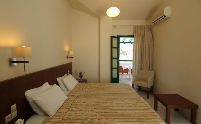 Фото отеля Skiathos Club Hotel & Suites