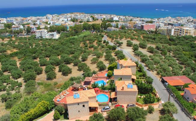 Фото отеля Niriides Villas