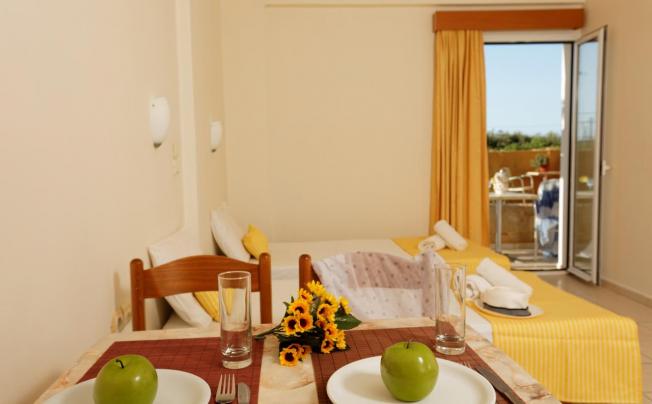 Фото отеля Danelis Studios & Apartments