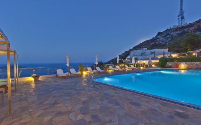 Фото отеля Adrakos Apartments