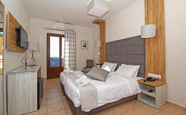 Фото отеля ARION DELPHI HOTEL