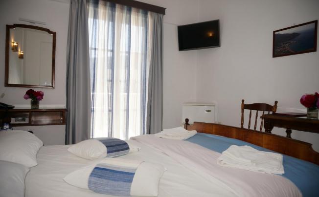 Фото отеля Adonis hotel Naksos