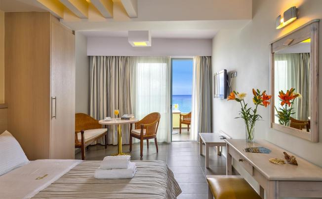 Фото отеля Palm Beach Hotel Apartments