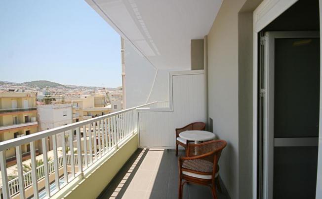 Фото отеля Palm Beach Hotel Apartments