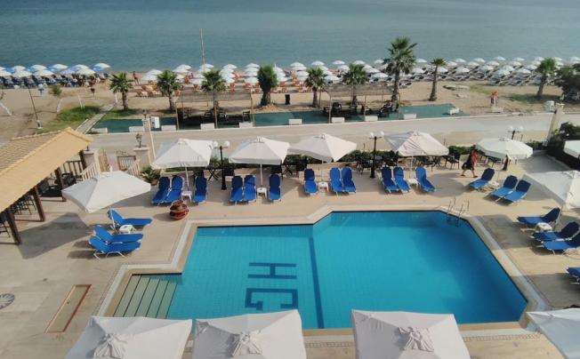 Фото отеля Santa Beach Hotel