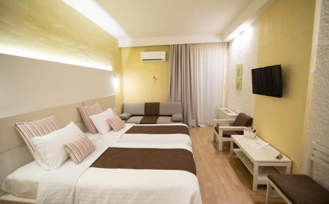 Фото отеля Nidimos Hotel 