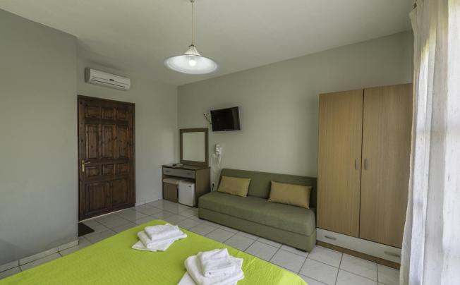 Фото отеля Natasa Hotel