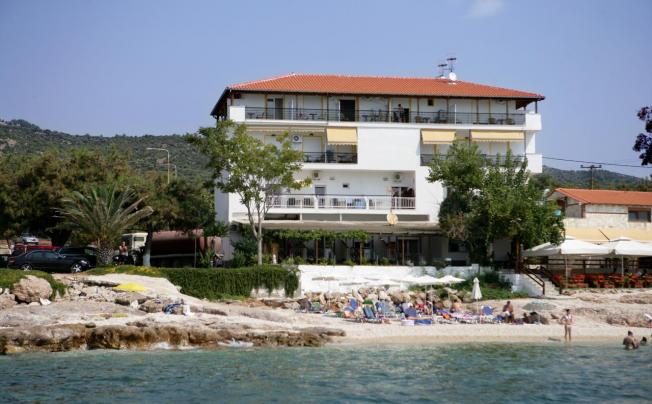 Фото отеля Pefkari Beach Studio Albatross