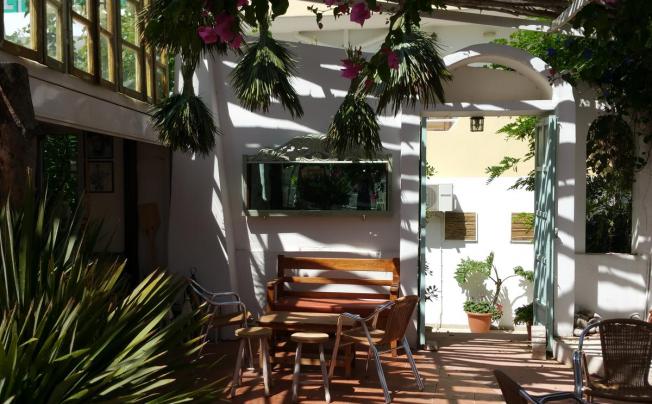 Фото отеля Gorgona Studios Apartments
