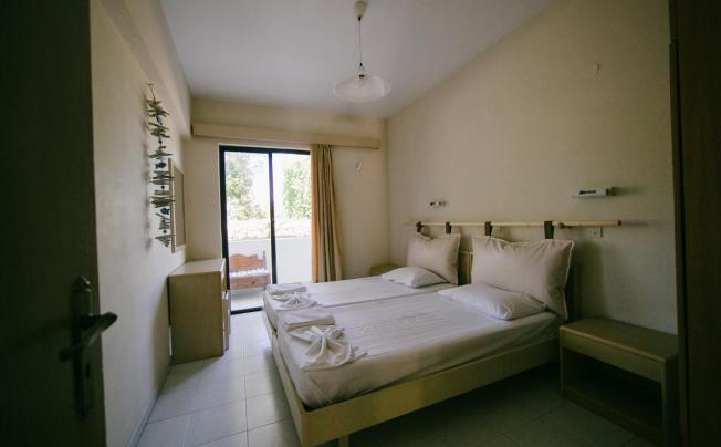 Фото отеля Gorgona Studios Apartments