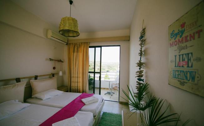 Фото отеля Gorgona Studios Apartments