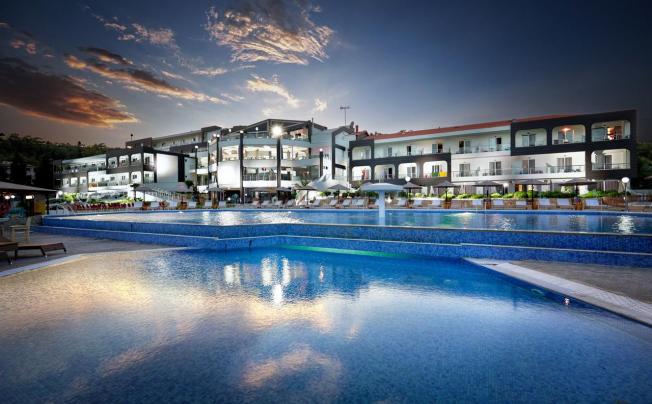 Фото отеля Blue Dream Palace Tripiti Resort