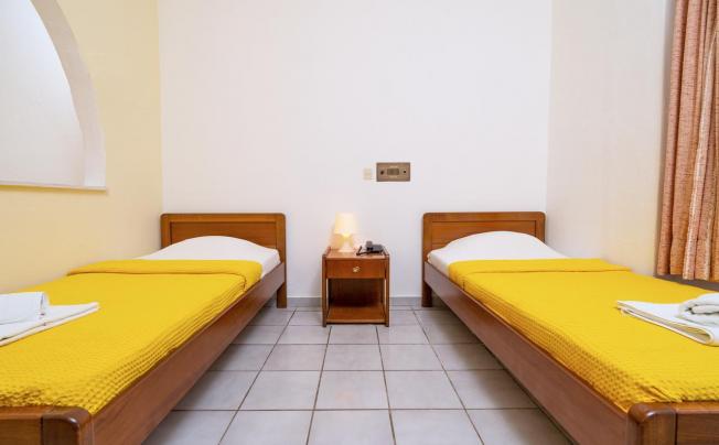 Фото отеля THEO BUNGALOWS
