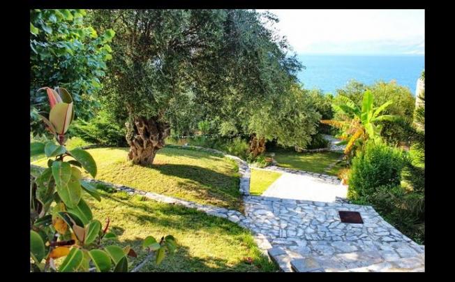 Фото отеля APRAOS BAY HOTEL