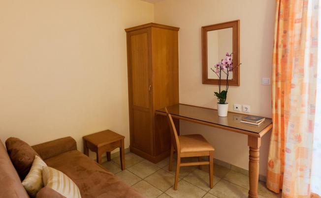 Фото отеля Pantheon City Hotel