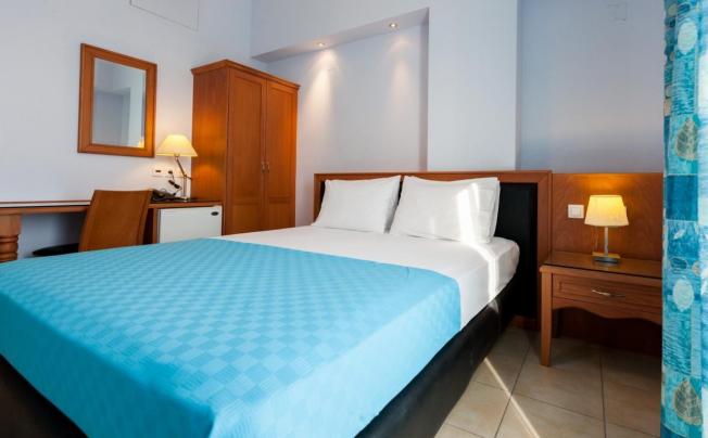 Фото отеля Pantheon City Hotel
